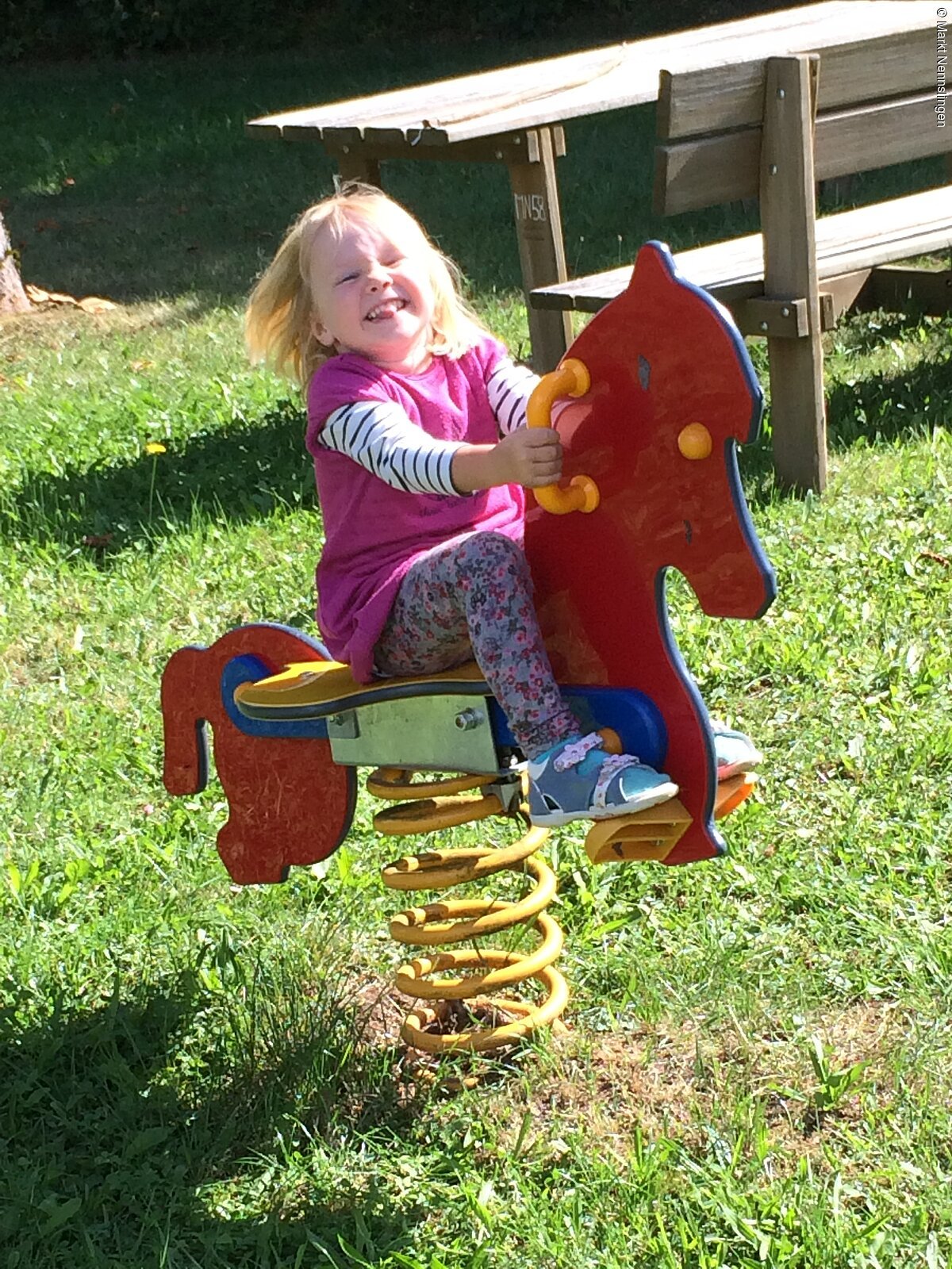 Spielplatz in Nennslingen - An der Bärenhecke