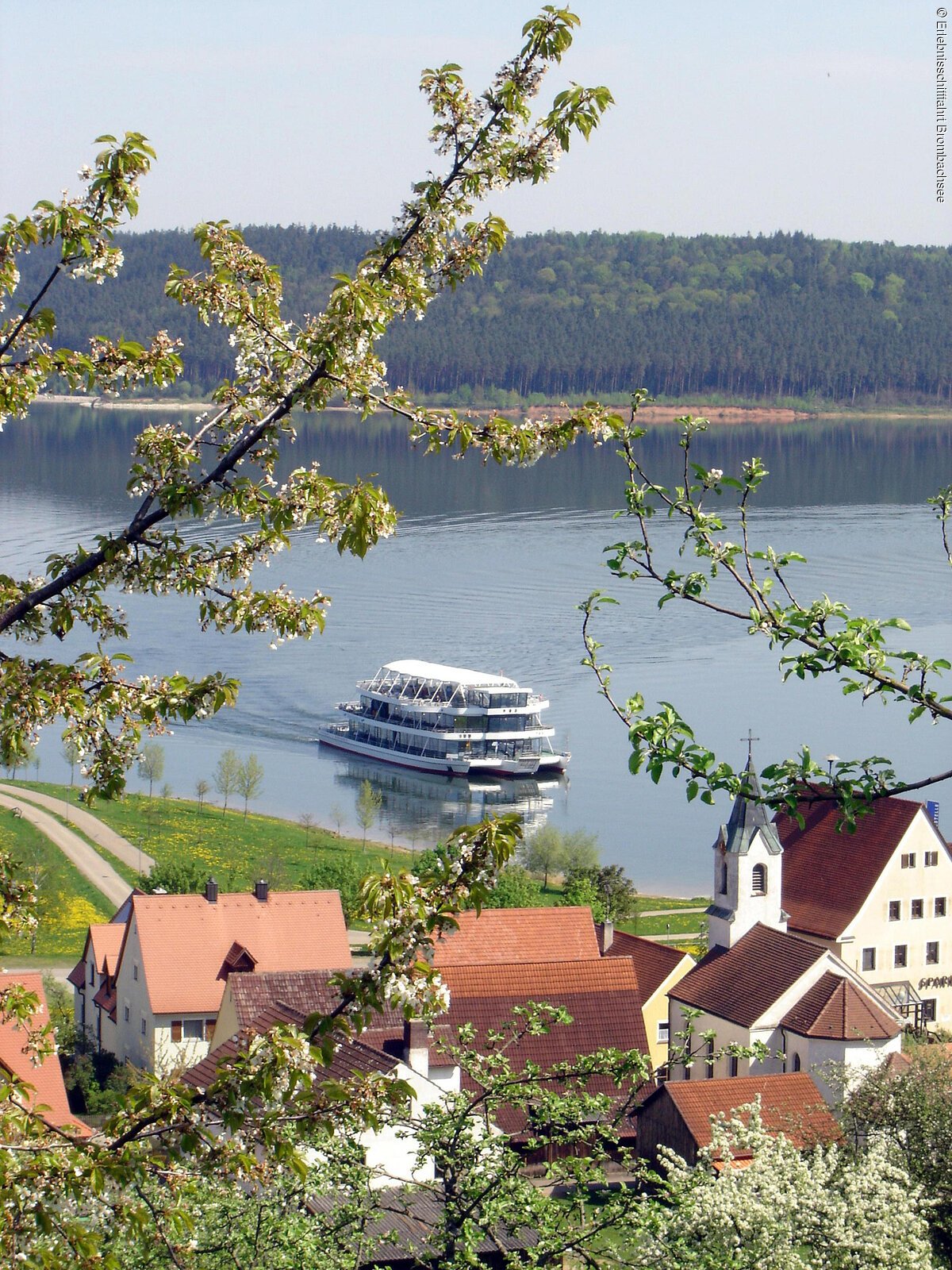 Eine Runde Schifffahren am Brombachsee