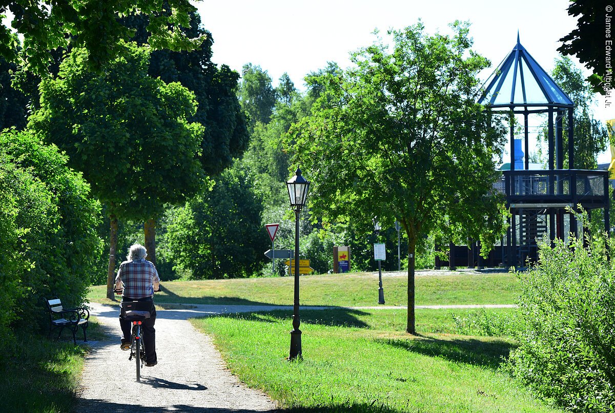 Schiessweiher - Rundweg mit Aussichtsturm in Wolframs-Eschenbach