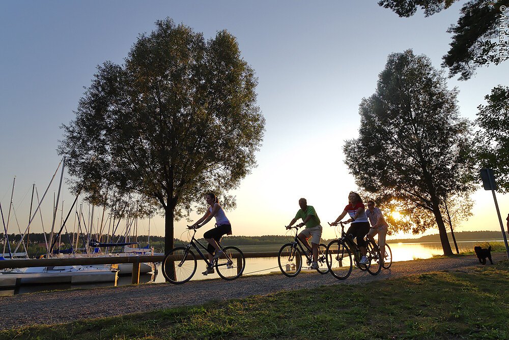 Radeln beim Sonnenuntergang