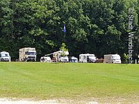 Wohnmobilstellplatz Waldstrandbad Windsbach Wohnmobile auf dem Wohnmobilstellplatz Waldstrandbad Windsbach